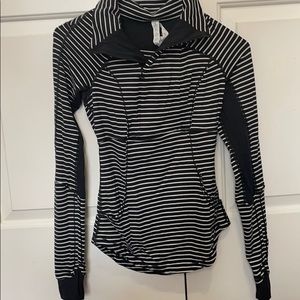 Lululemon jacket size 2